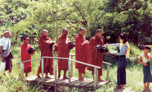 A DAY IN THE LIFE IN A MYANMAR MONASTERY