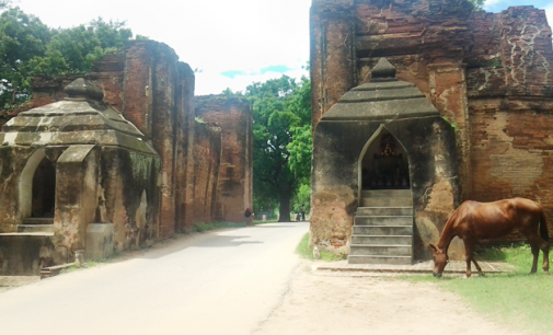 The Tharabha (Sarabha)Gate  of Bagan