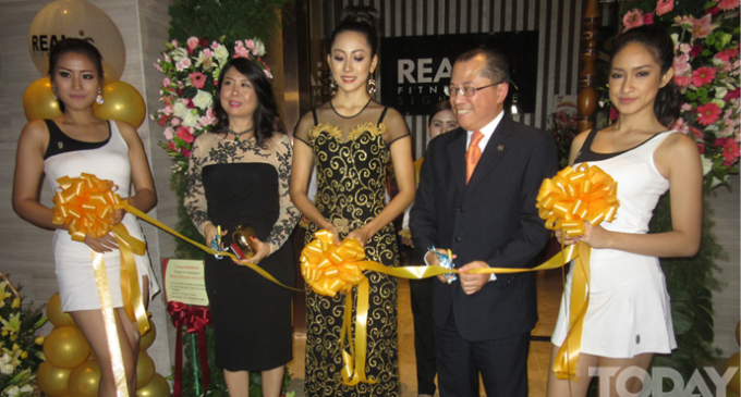 Real Fitness Signature opens