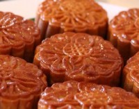 Sule Shangri-La Presents New Moon cake Flavors for Mid-Autumn Festival 2016